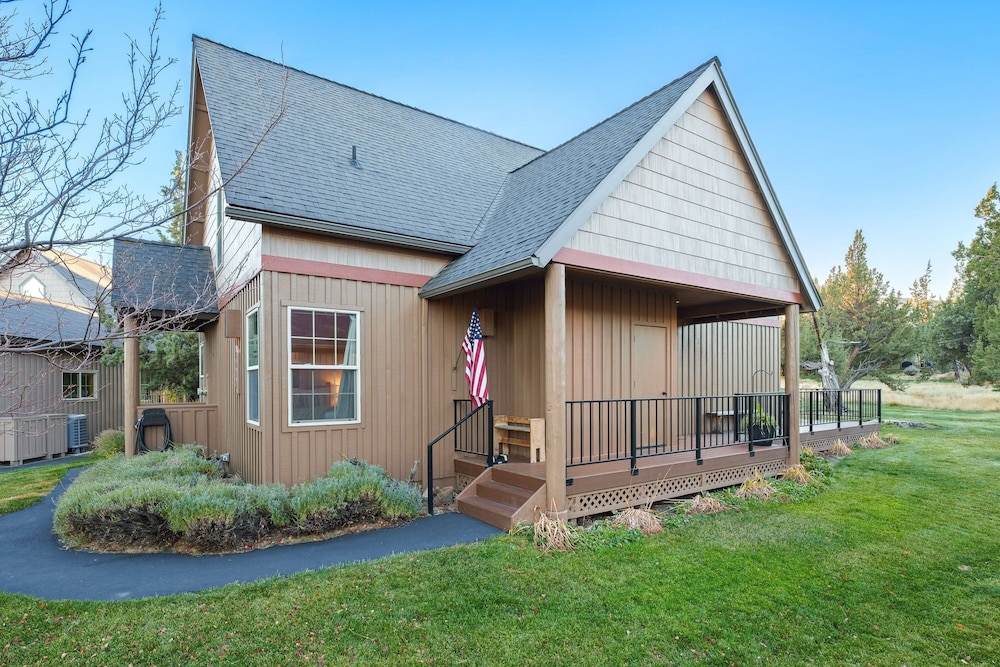 Red Wing Nest 3 Bedroom Home