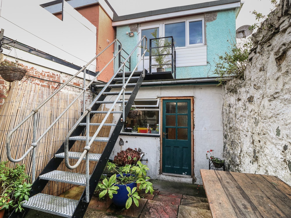 The Bell Apartment