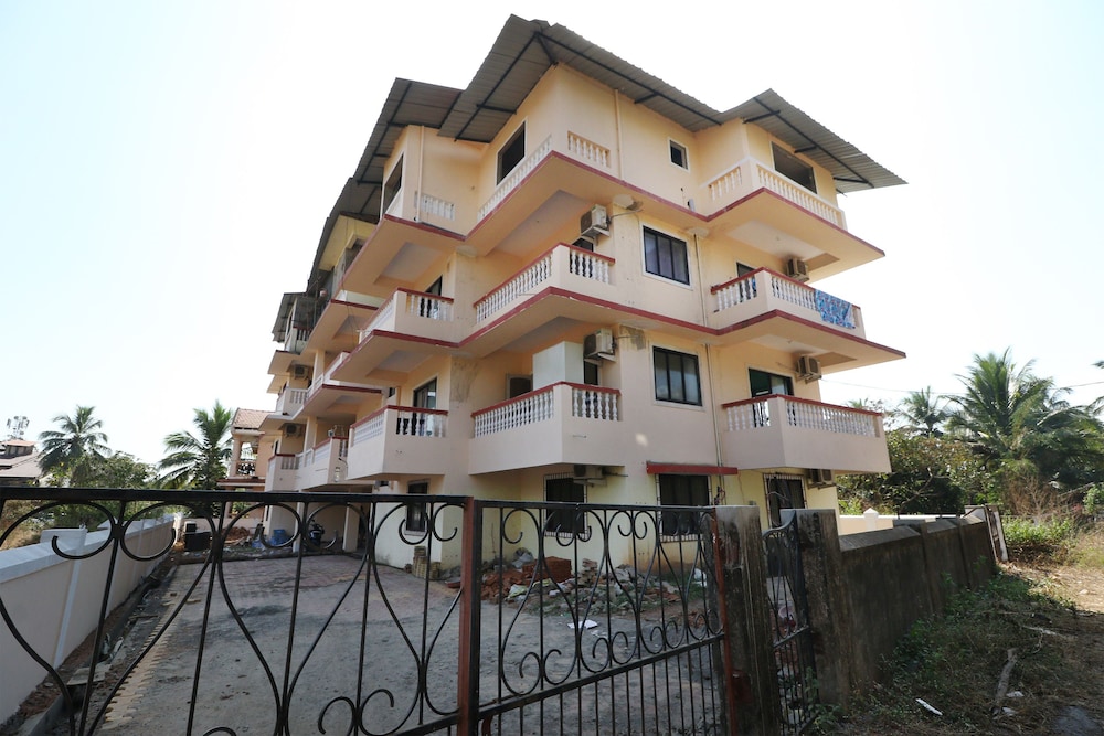 OYO 24515 Home Design 2BHK Porvorim
