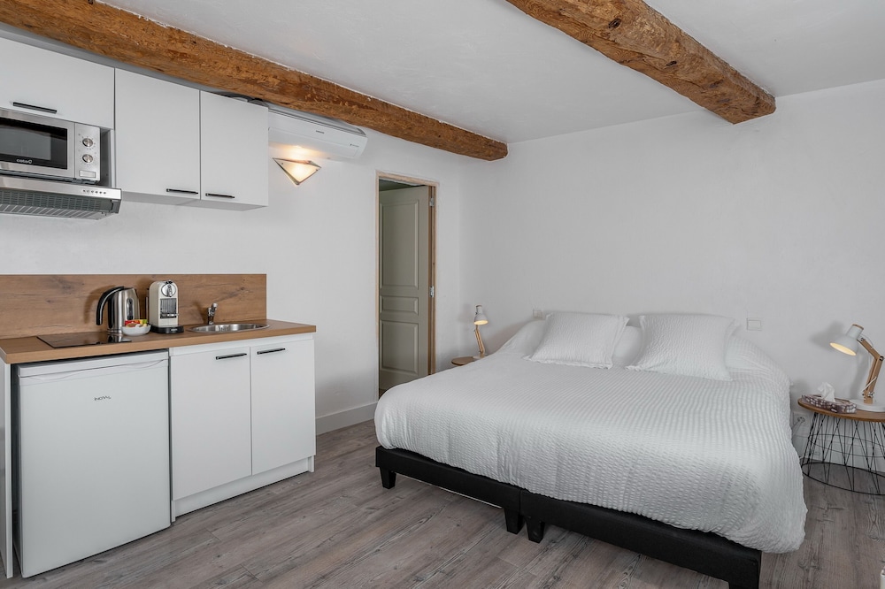 Maison Carles BnB