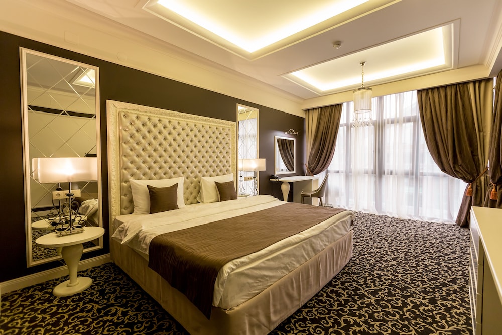 Arcadia Hotel