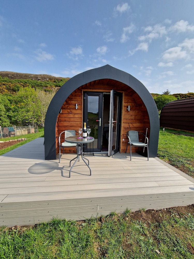 Tighlochan Pods
