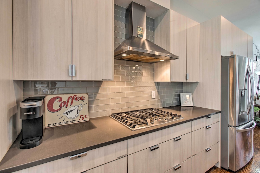 Denver Vacations - Denver Abode w/ Rooftop Deck  City Views - Property Image 22