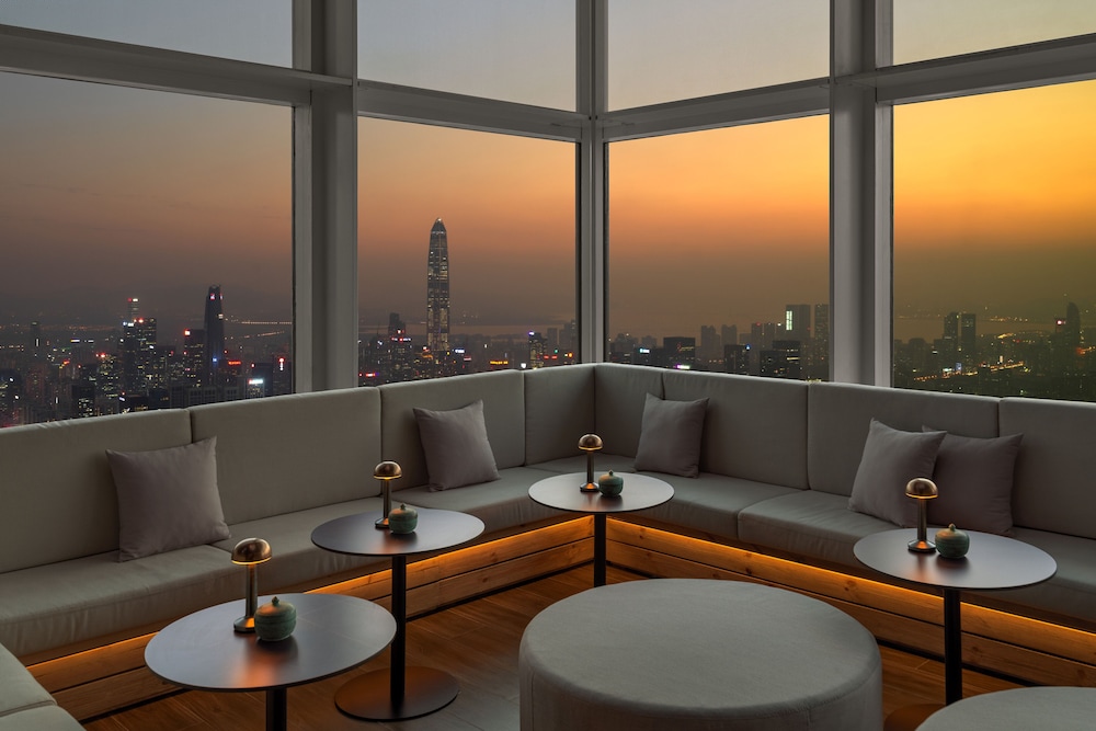 Mandarin Oriental, Shenzhen 97