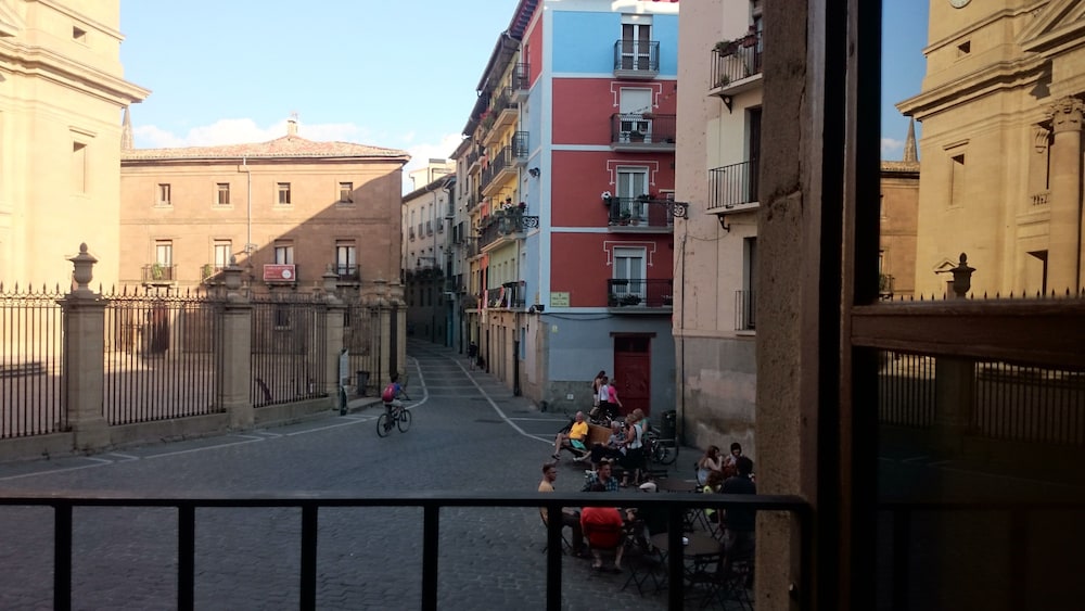 Albergue Plaza Catedral - Hostel photo 5