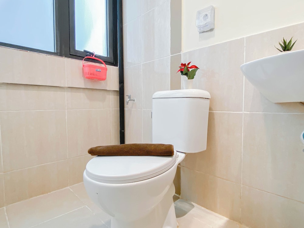 Calm Comfortable 2Br At Meikarta Apartment