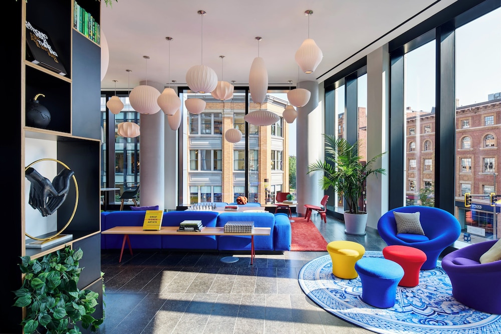 citizenM Boston Back Bay 8