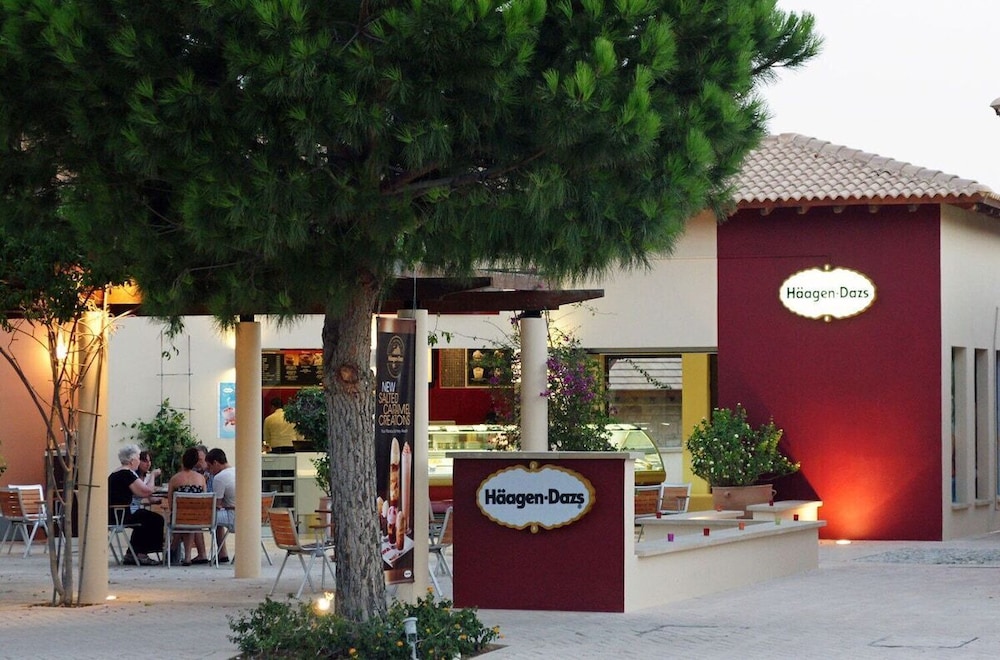 Theseus Village 2 Bed Apartment With Enviable Position On Communal Pool