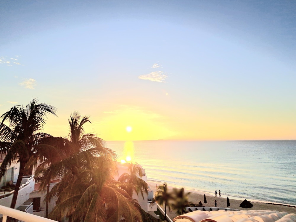 Sunset Fishermen Beach Resort Room 344 A&B