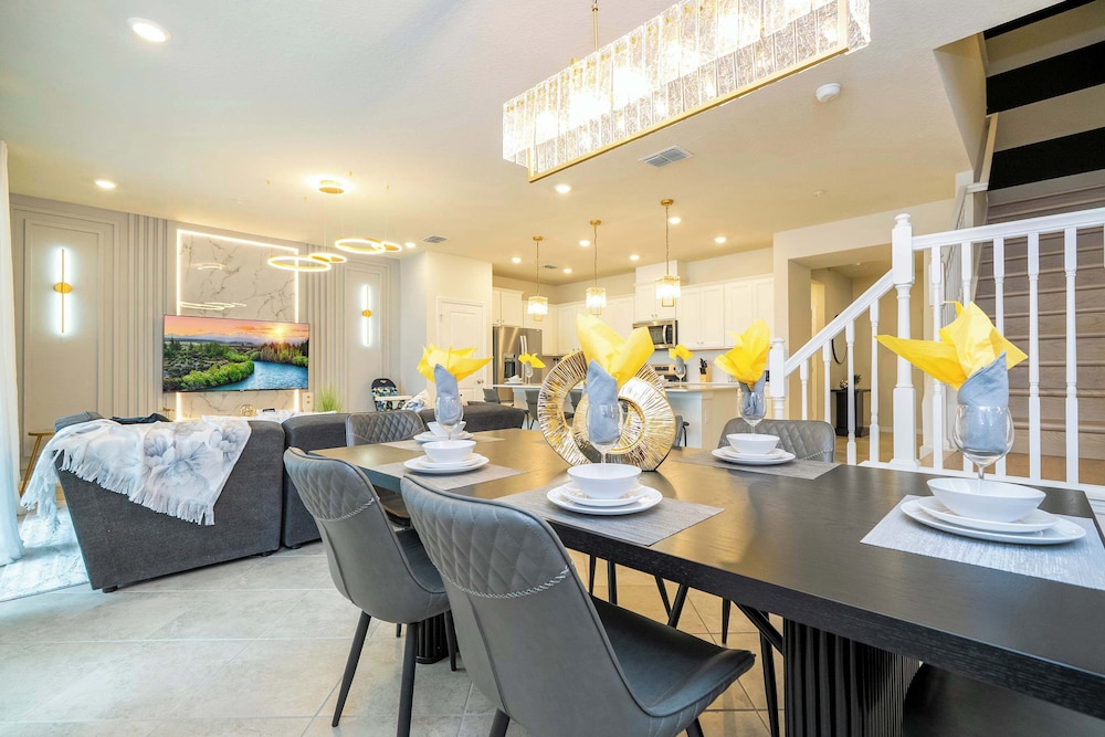 Magical 5BR w Pool Minutes From Disney 16140