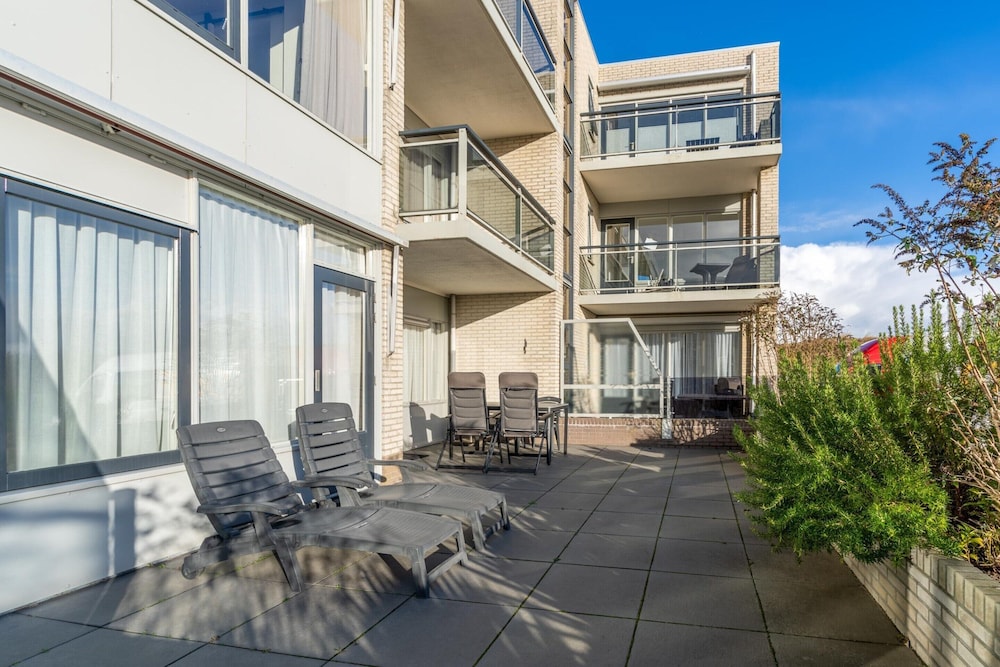Nice Apartment Near the Beach
