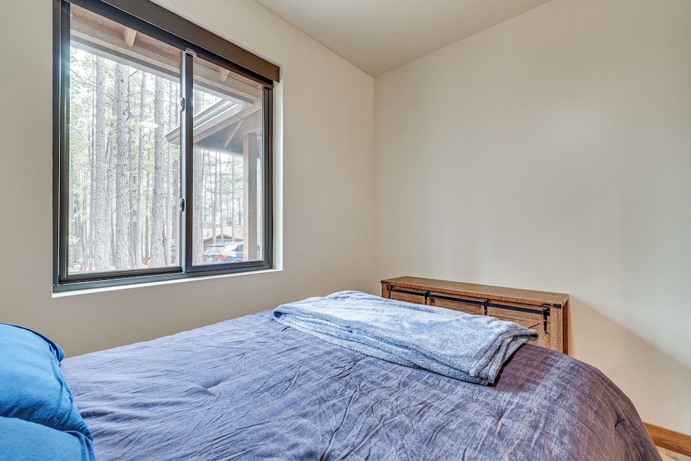 Contemporary & Cozy! Pinetop Country Club Casita