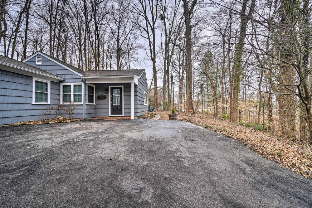 Family-friendly Knoxville Home: Close to UT! view 5