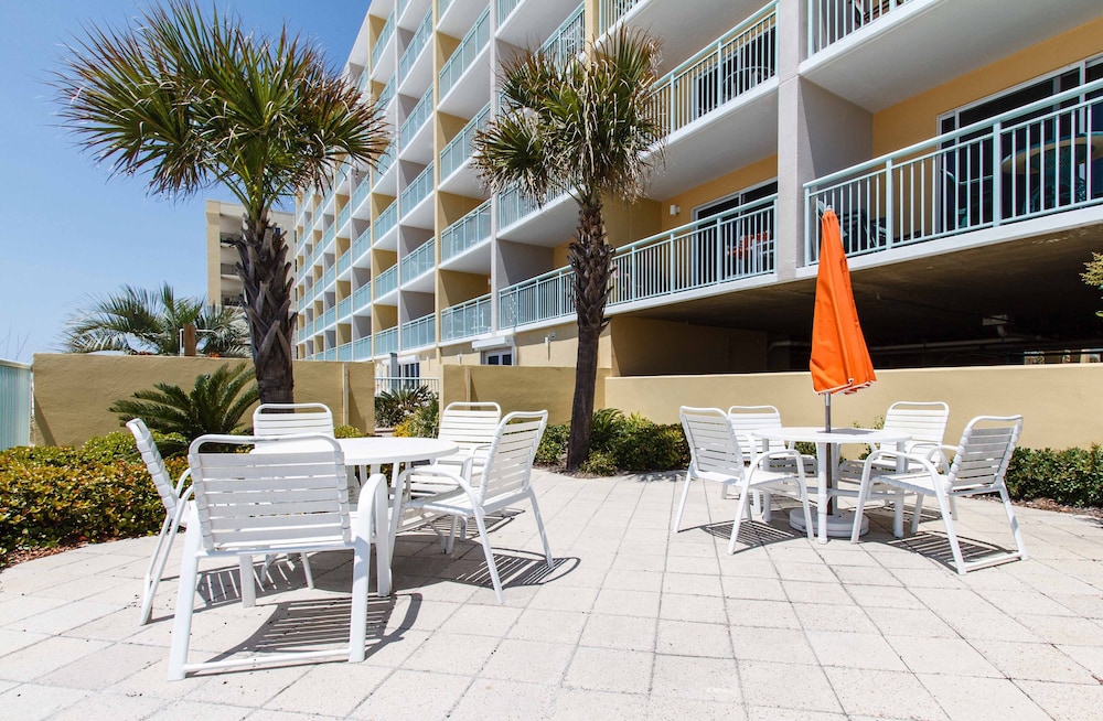 Pelican Isle 407 by Brooks and Shorey Resorts