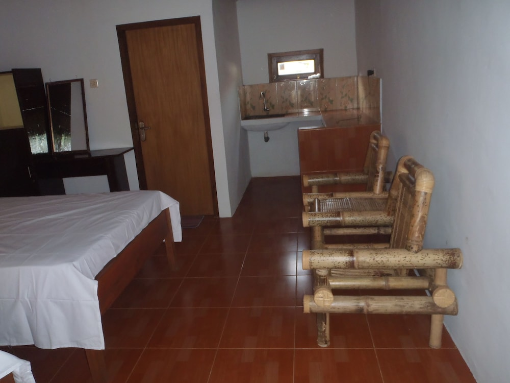 Santigi Homestay