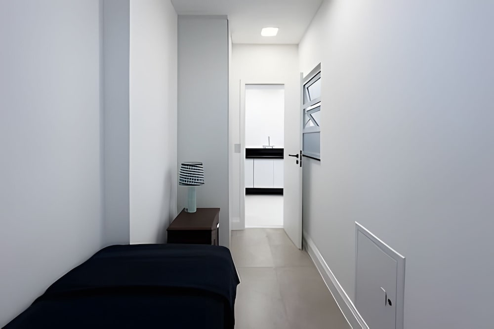 Ipanema | Duplex no melhor local do bairro, 4 quartos, 5 min da Praia - por Casapē Rio