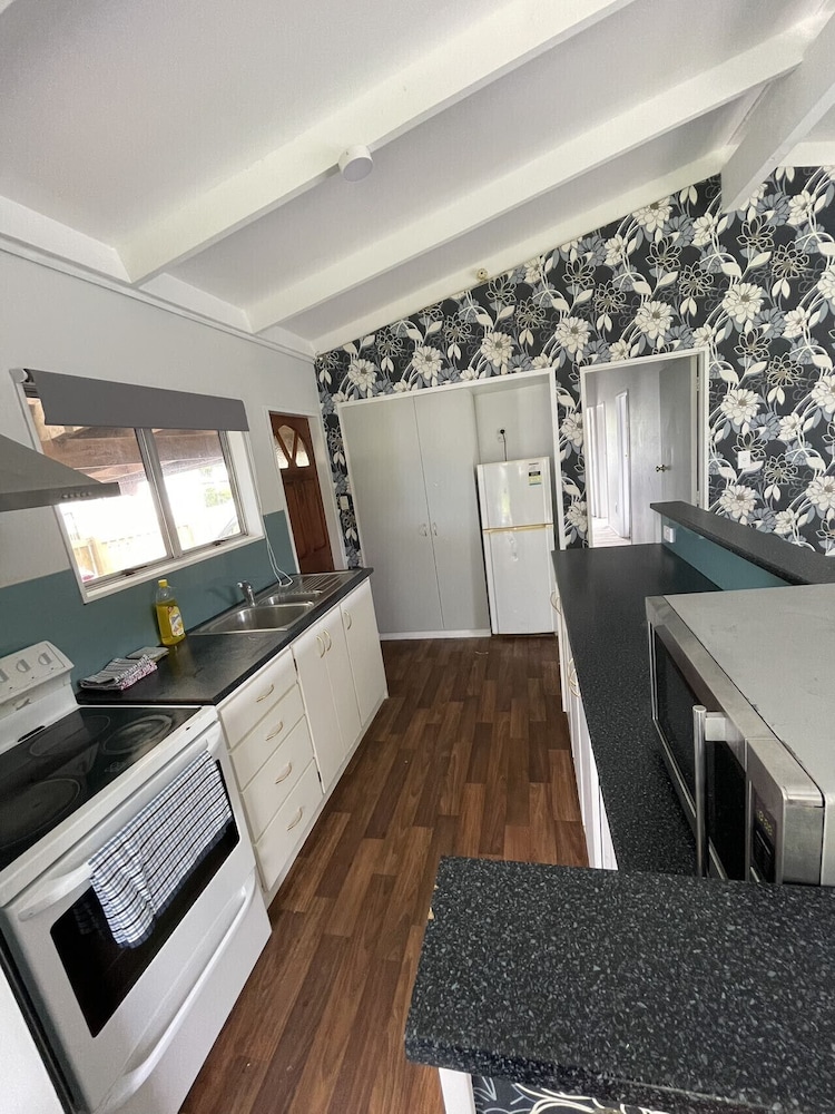 3 Bedroom House at 9 Steeles Lane