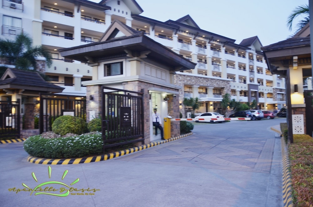 1 Bedroom Deluxe Condo at Apartelle D' Oasis