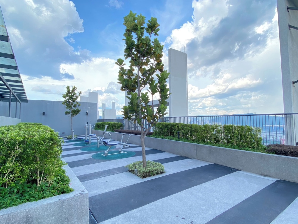 Nidoz Residences Luxury Apartments