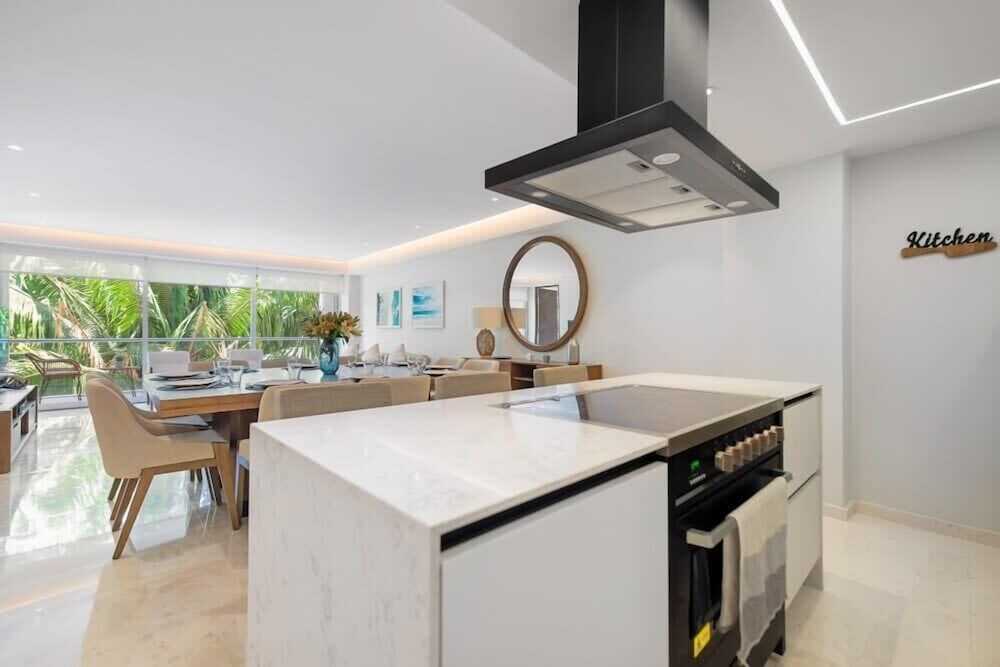 Amazing Condo - Beach Access - Spa - Pool