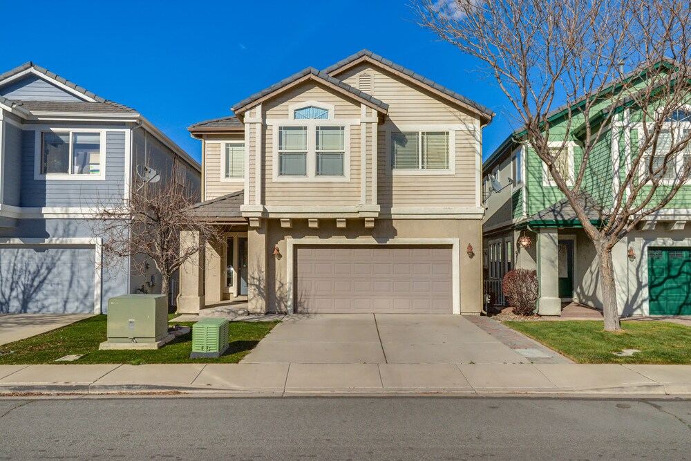 Sparks Home w/ Lake Access, 5 Mi to Downtown Reno! - Property Image 13