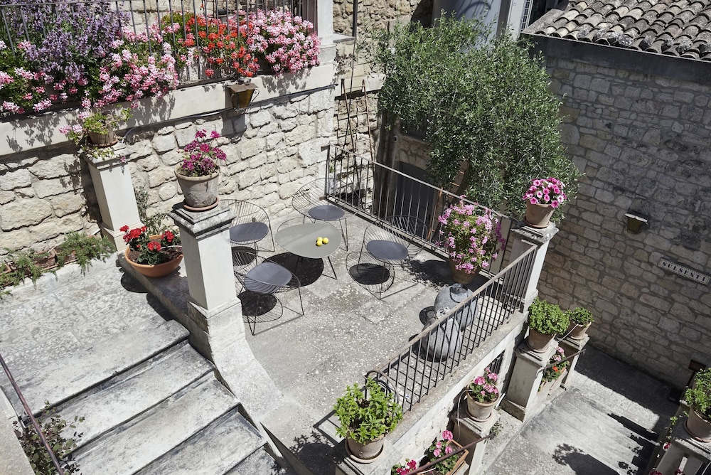 Edel Emotional Domus Et Luxury
