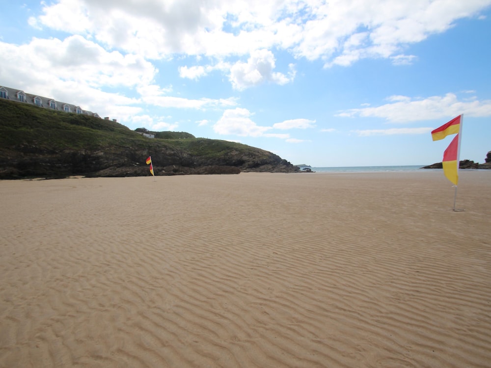 Porth Beach House view 4