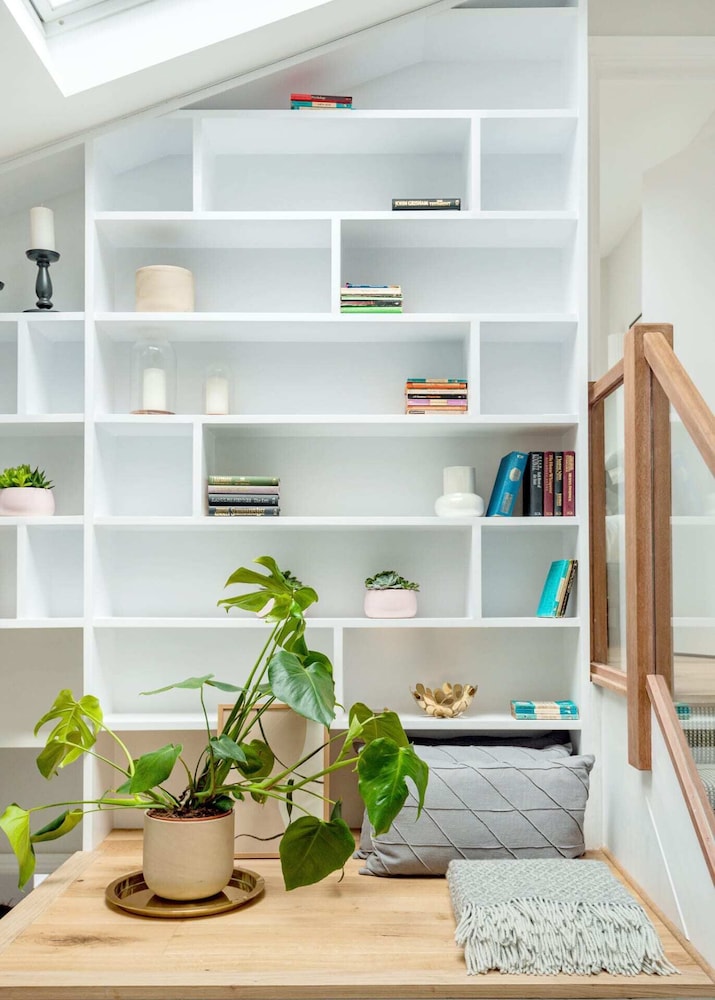 Lillie Road Residence B