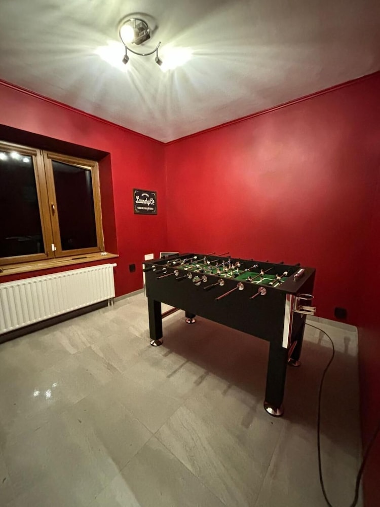Villa De Miguel Enjoy a Pleasant Moment With Family or Friends