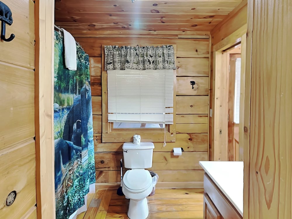 Scooter Bears Den by Jackson Mountain Rentals
