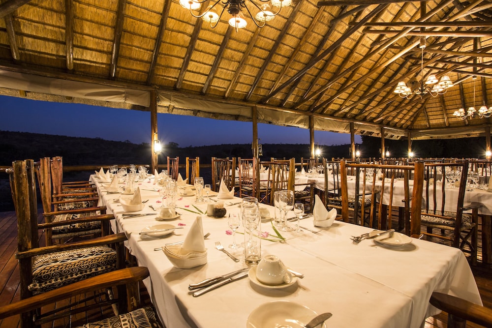 Nyati Safari Lodge - Image 4