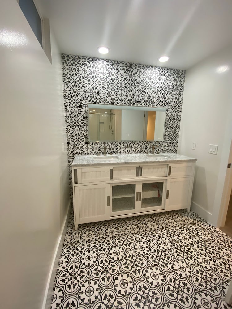 Pacific Dreams at Oxnard Shores 3 BR 2 5 BA Remodeled Amazing Beach Location Ocean Views Sleeps 8