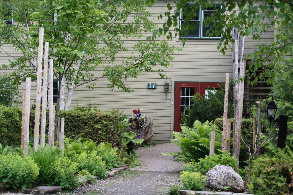 Auberge Wanta-Qo-Ti