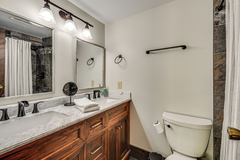 Tee Off in the Mtns: Sky Valley Condo w/ View!