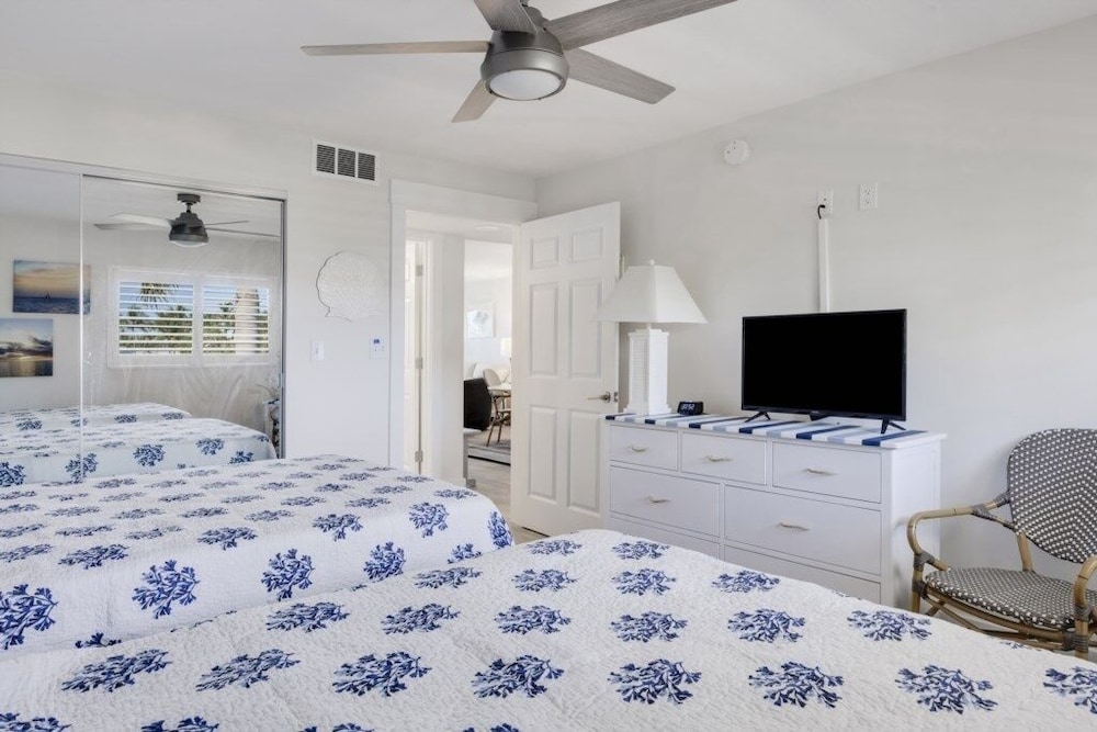 Pelicans Roost 203 2 Bedroom Condo by RedAwning view 2