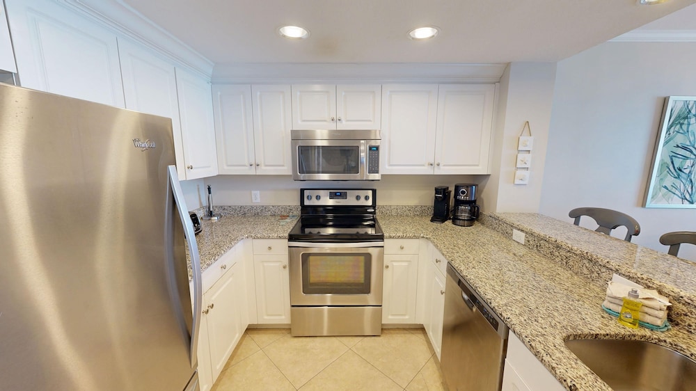 Sterling Shores 902 3 Bedroom Condo