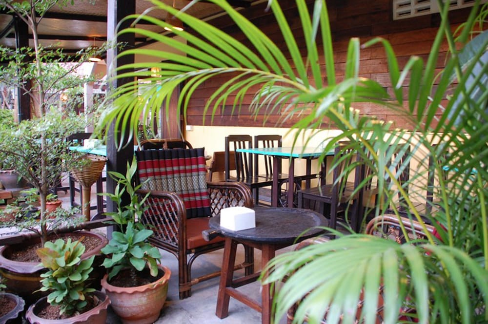 The Outside Inn