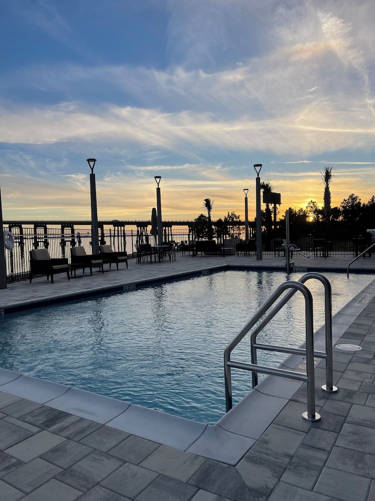 Residence Inn By Marriott Navarre Waterfront