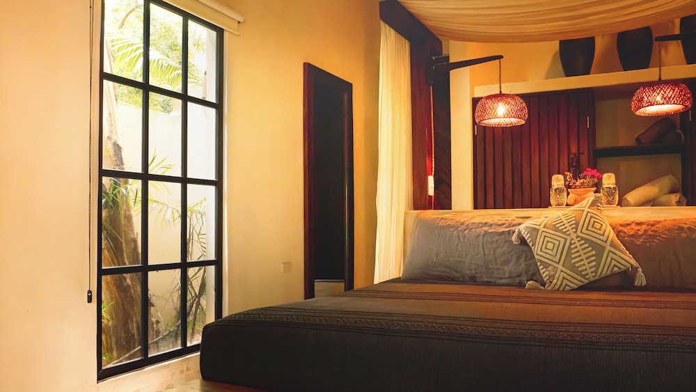 Padma Ha Retreats