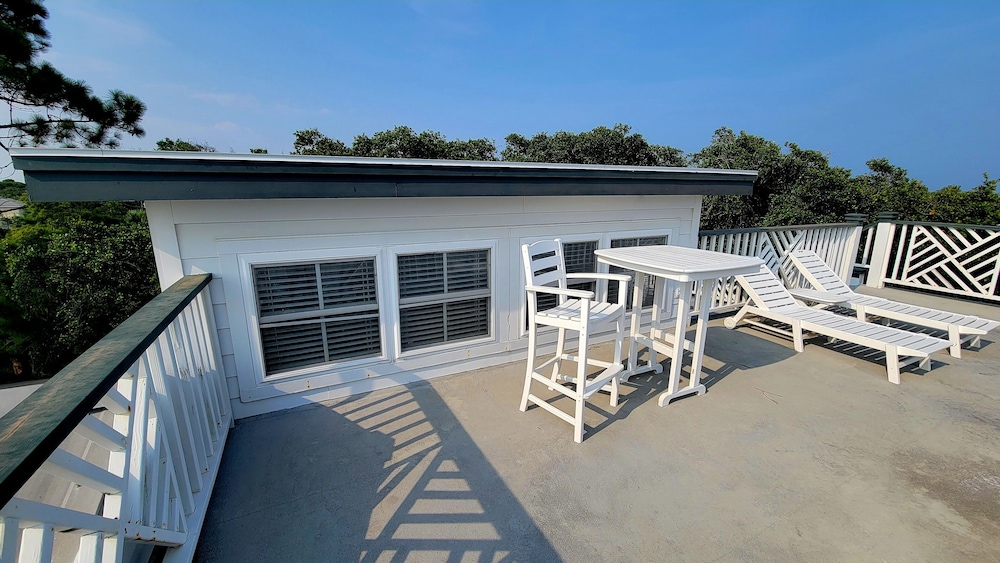 Miss Us Howl by Tybee Vacation Rentals