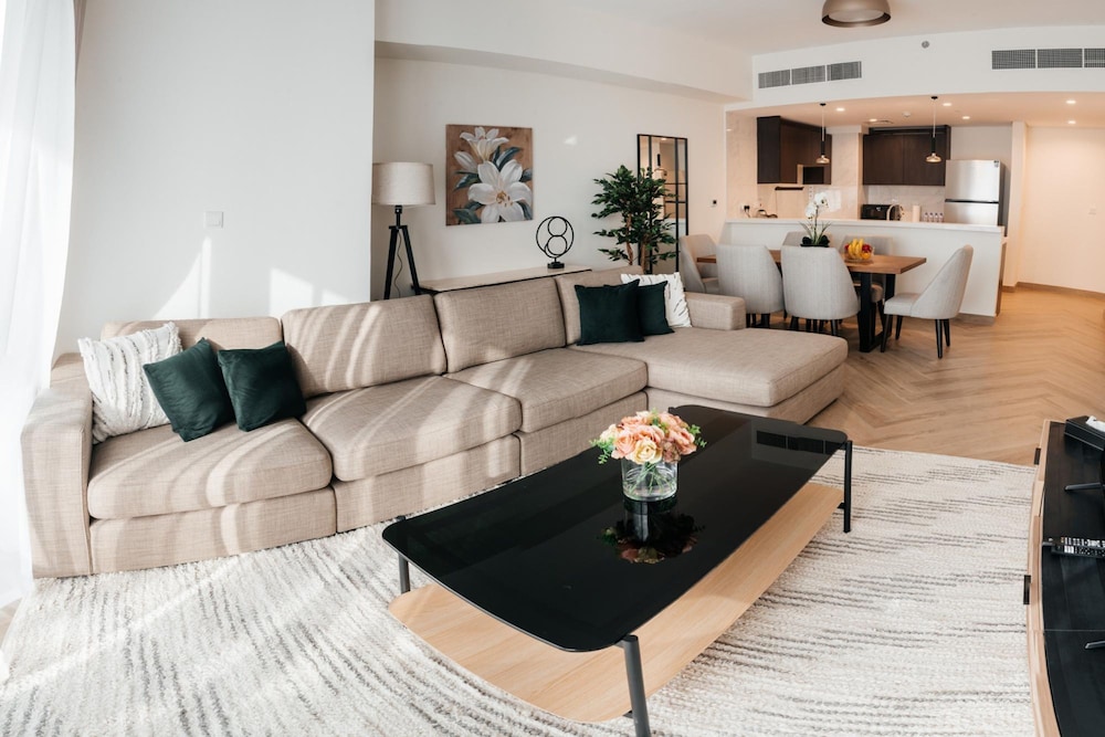 Luxe 2BR AT 1 Residences Wasl Near Metro Station
