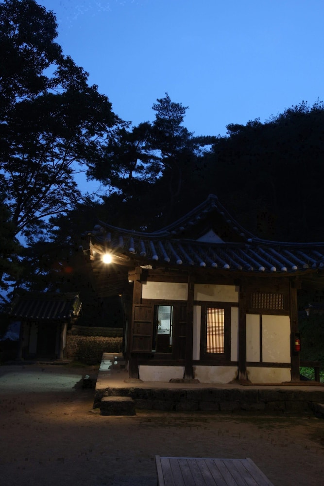 Okyeon pavilion