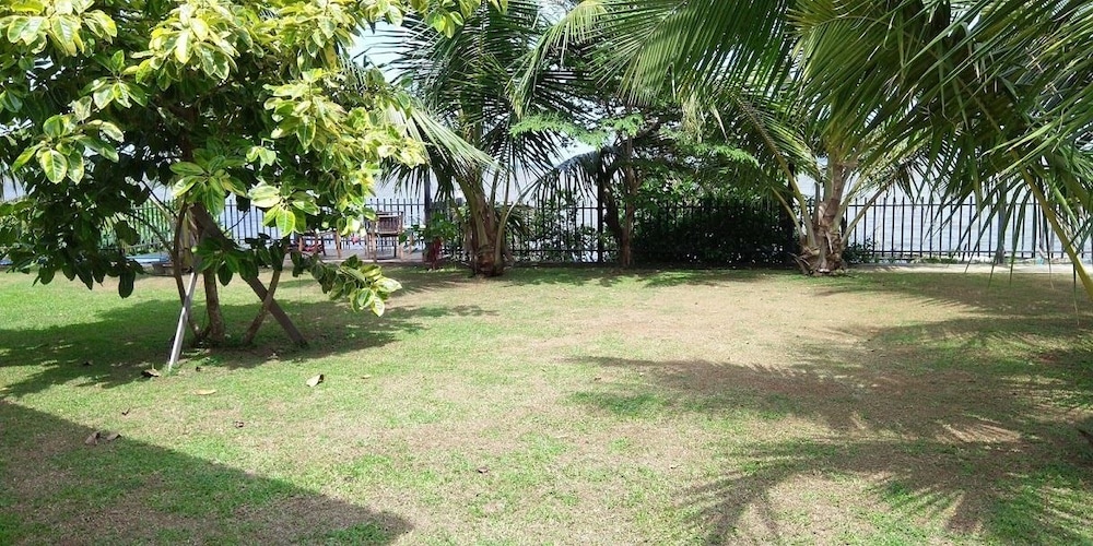 Negombo Holiday Home