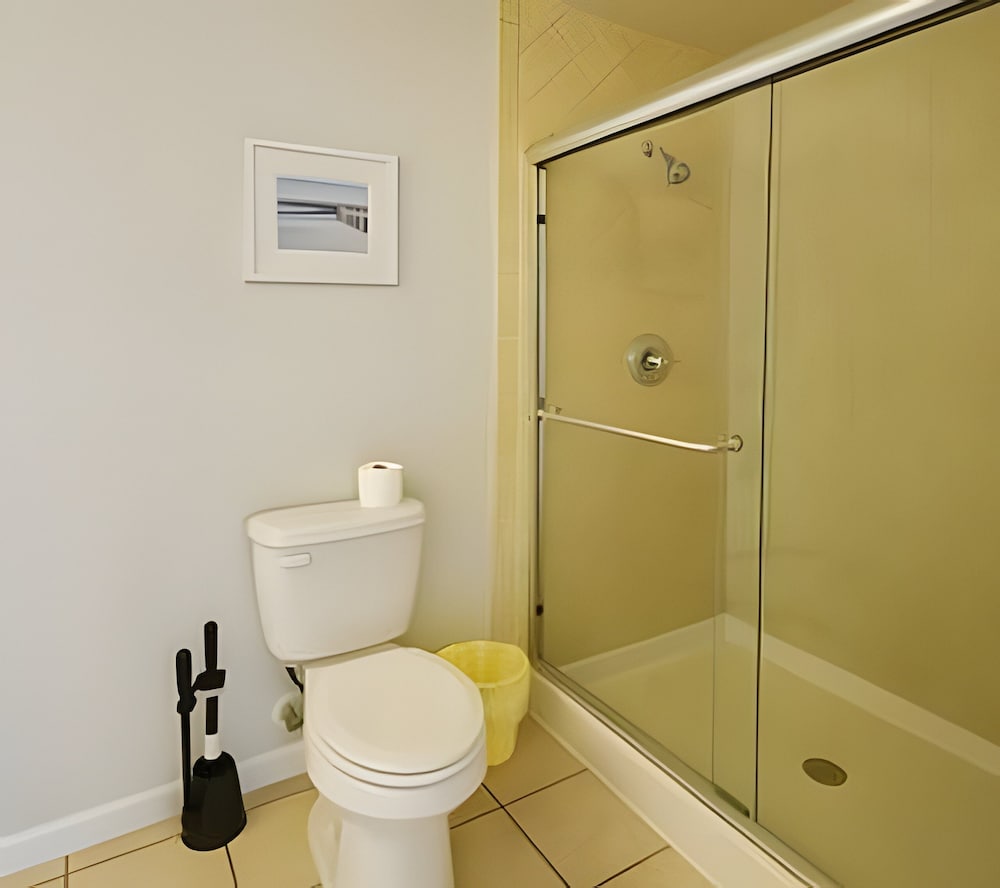 Prime Location! 3bd/2ba Villa