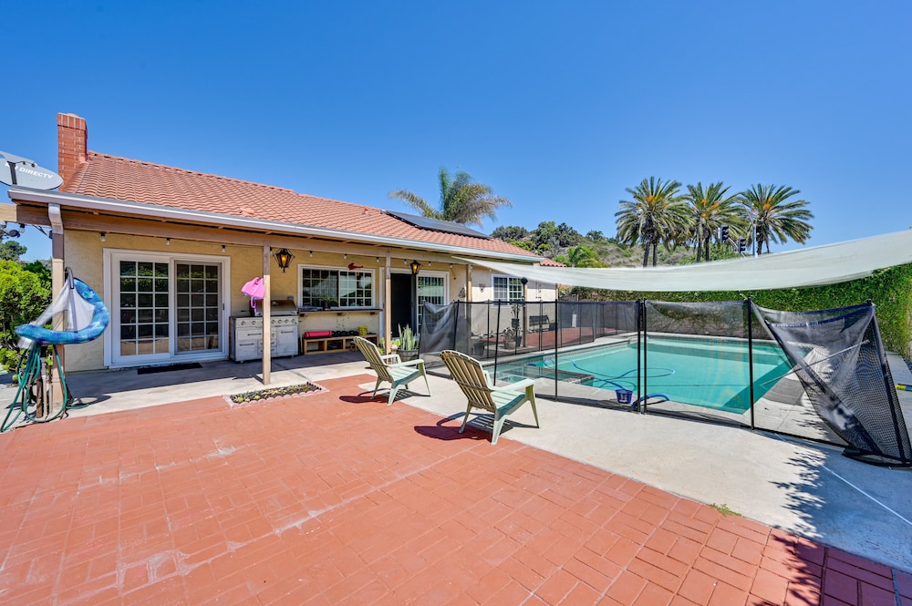 San Diego Vacations - Single-story Chula Vista Home - Private Pool Spa - Property Image 15