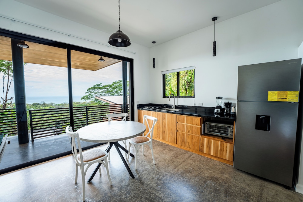 Sea View Paradise Retreat by Sea N' Rent