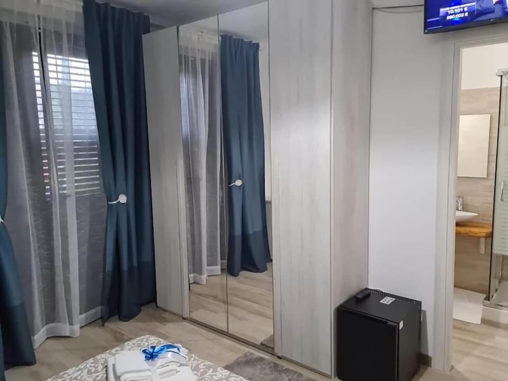 Room in B&B - B&b Villa Chiara Trappitello Taormina photo 5