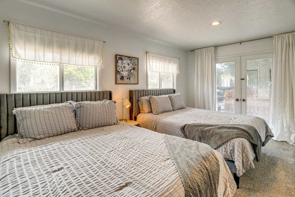 17 Mi to Bear Lake: Lovely Family Home!