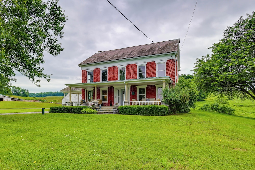 Renovated 1800s Brick Farmhouse in Granville