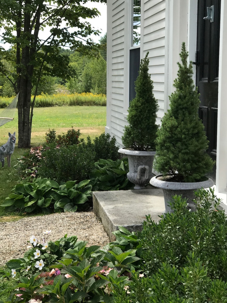 The Orchard House: Inn, Ice Cream, Cafe